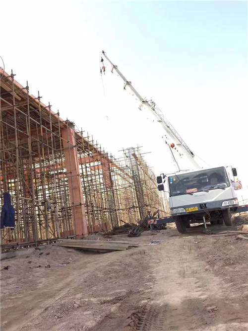 河北吊车作业的安全注意事项有哪些？